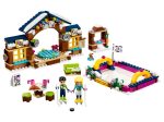 41322 LEGO® Friends Jégpálya a havas üdülőhelyen