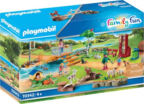 Playmobil Family Fun 70342 Állatsimogató